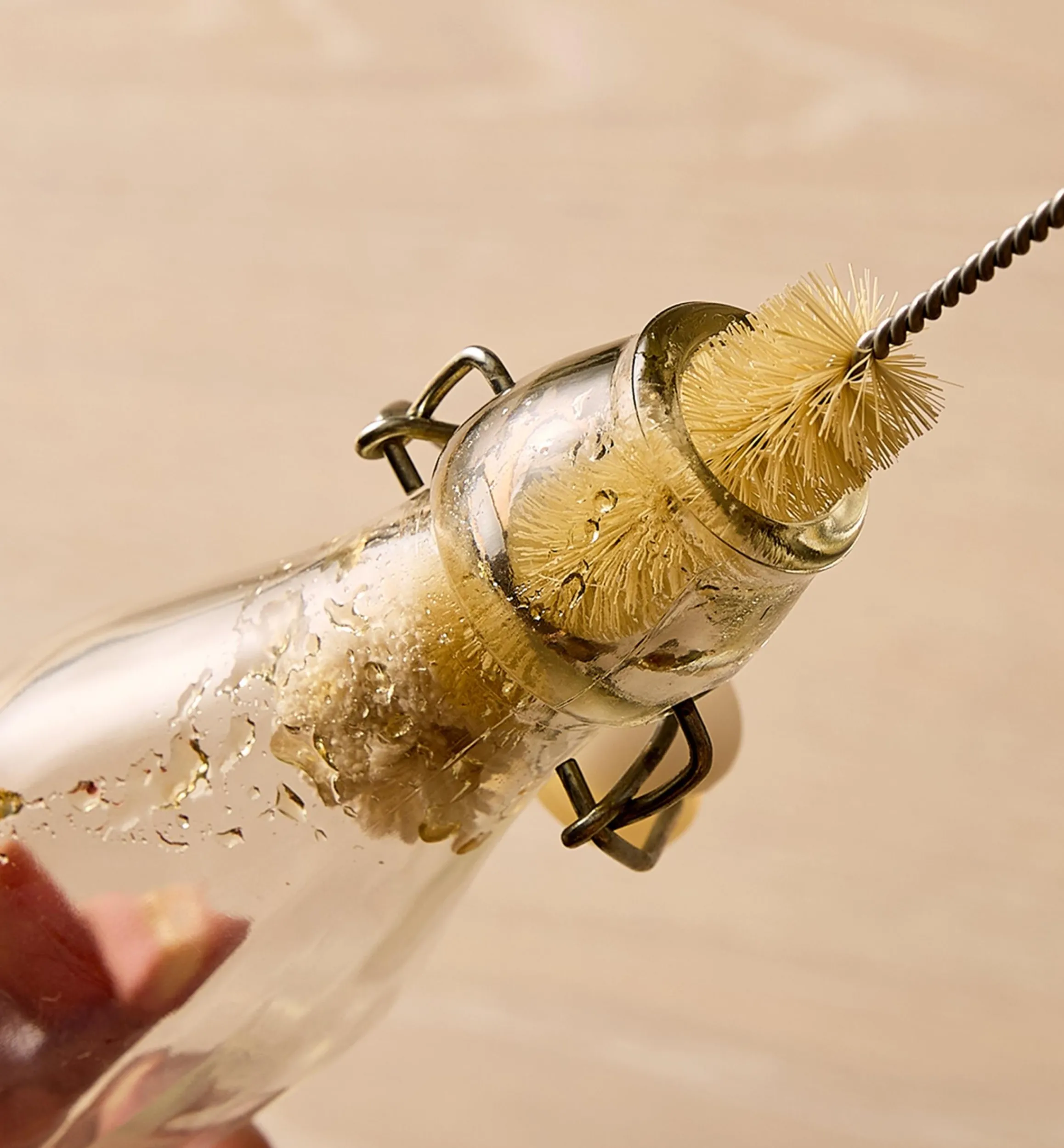 Lee Valley Home Maintenance>Vase Brushes