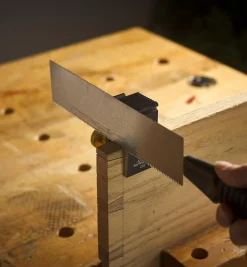 Lee Valley Saws>Veritas Dovetail Guide And Saw Set