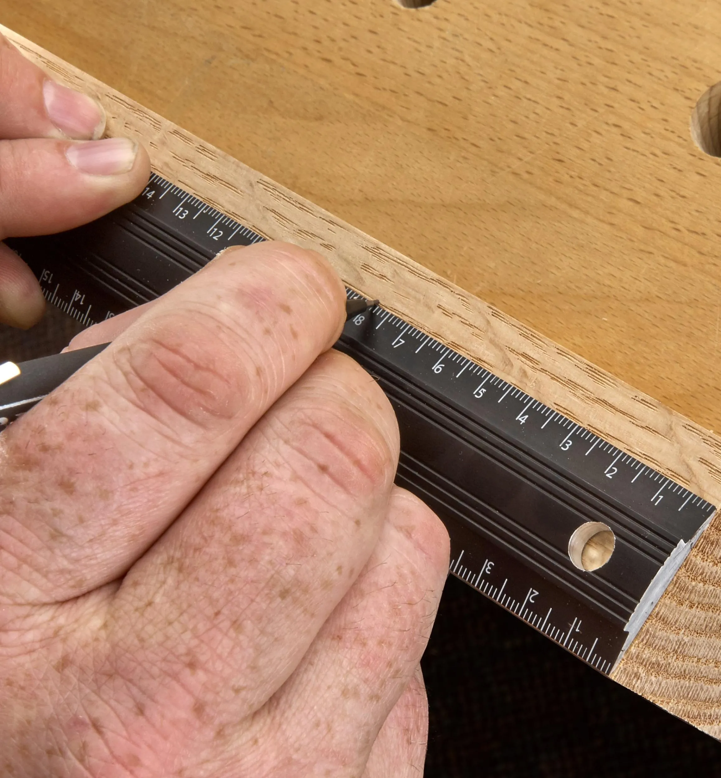 Lee Valley Marking & Measuring>Veritas 450mm Aluminum Bench Rule