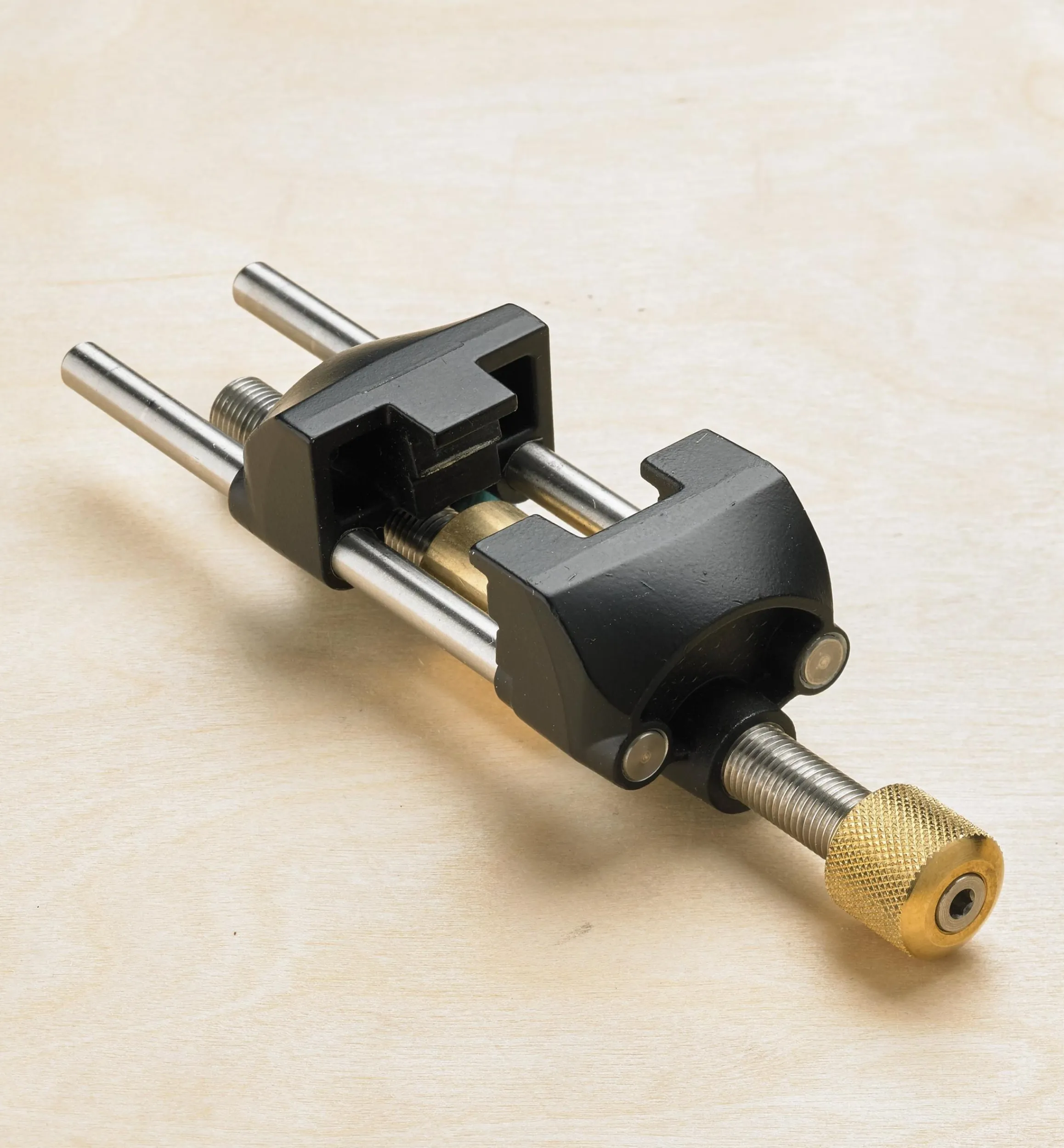 Lee Valley Sharpening>Veritas Side-Clamping Honing Guide