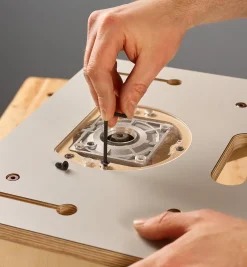 Lee Valley Routing><noscript><img width=