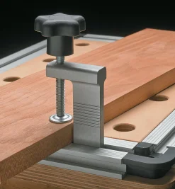 Lee Valley Jig & Fixture Parts>Veritas T-Slot Track Clamp