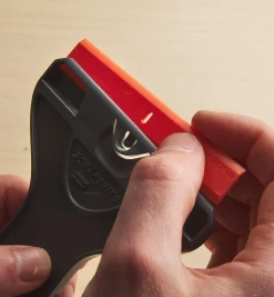 Lee Valley Scrapers>Wide Orange Plastic Razor Blades