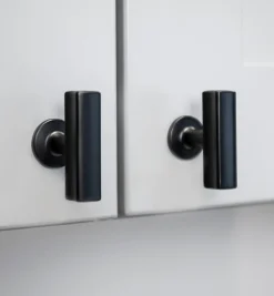 Lee Valley Knobs>Woodward T-Knob