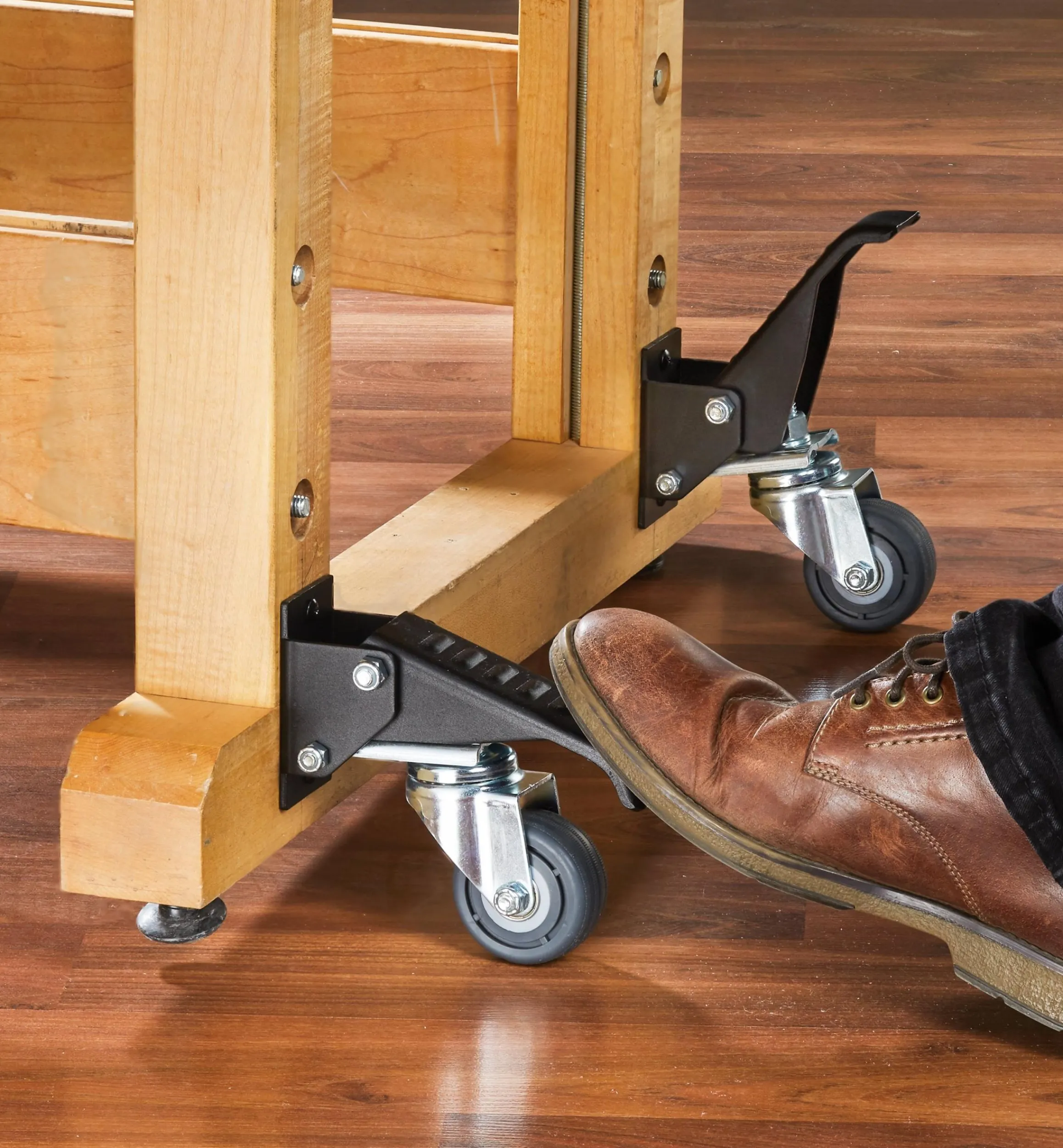 Lee Valley Casters & Wheels>Workbench Casters